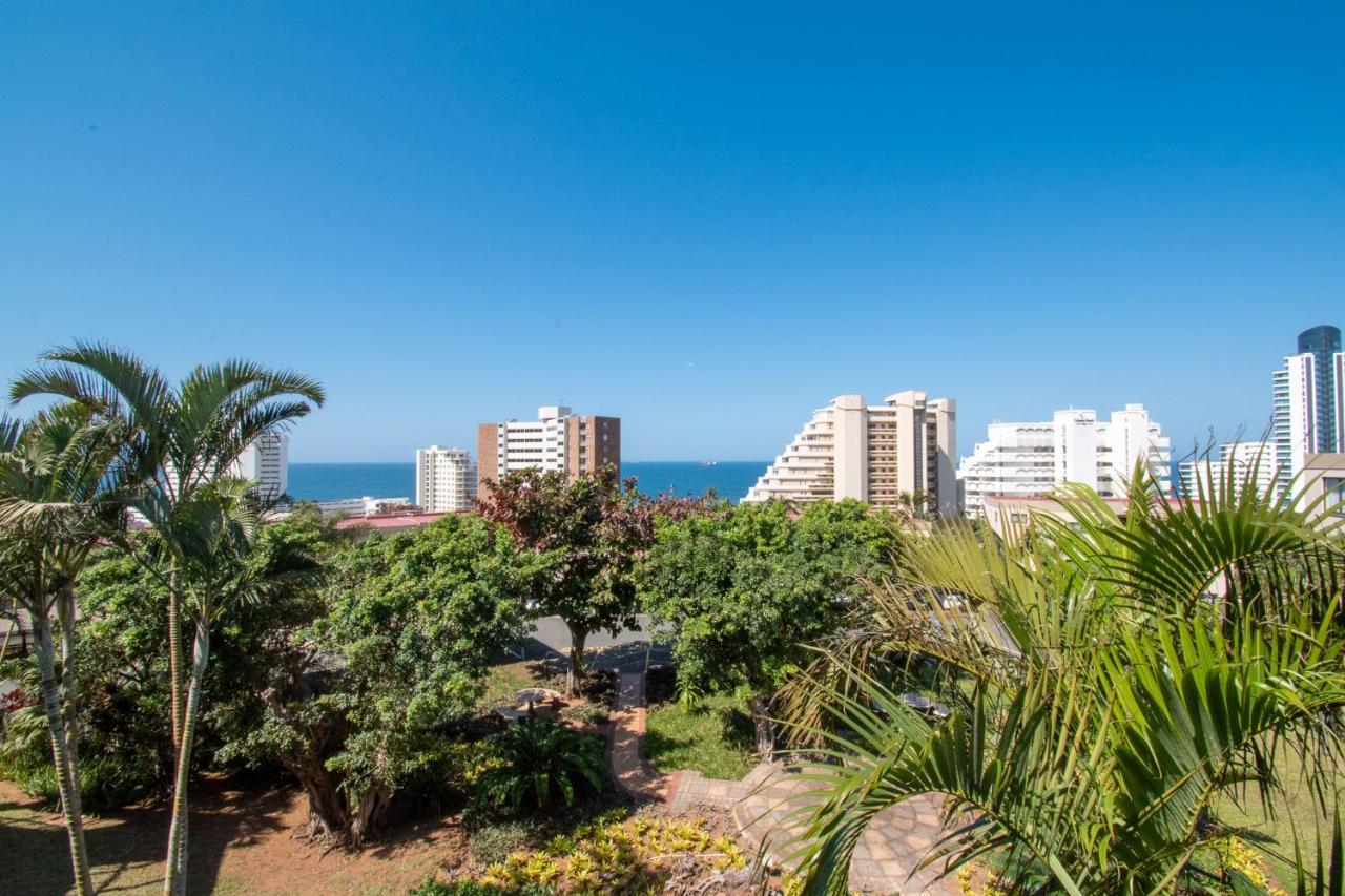 Апартаменты 11 The Shades Umhlanga Rocks Дурбан Экстерьер фото